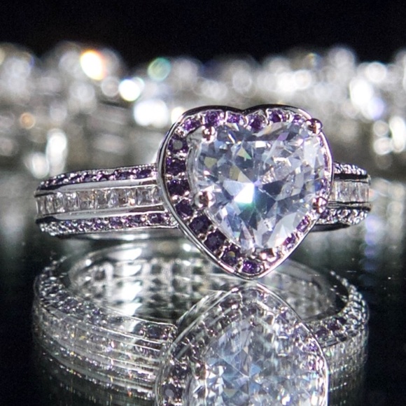 925 Princess Cut 3.8 CT Purple CZ Heart Ring - Picture 1 of 9